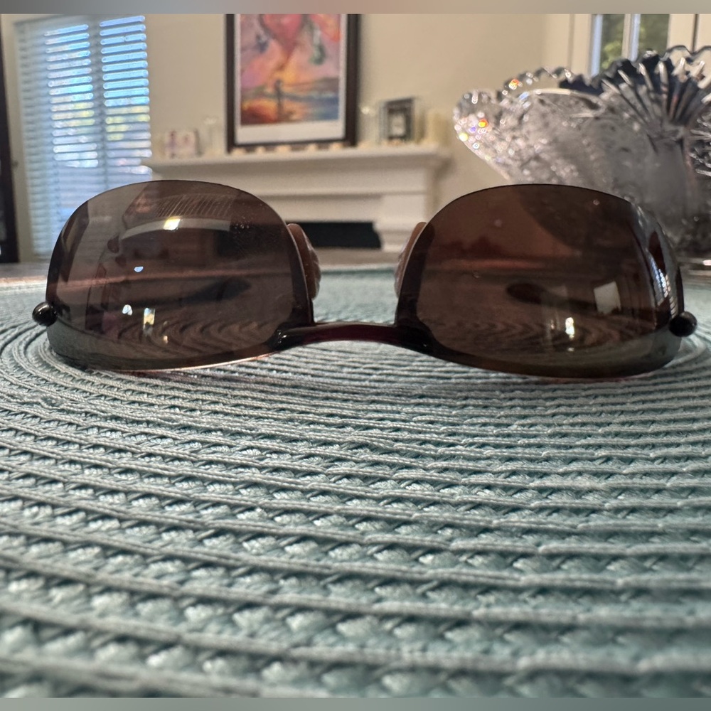 Stylish Maui Jim Brown Sunglasses